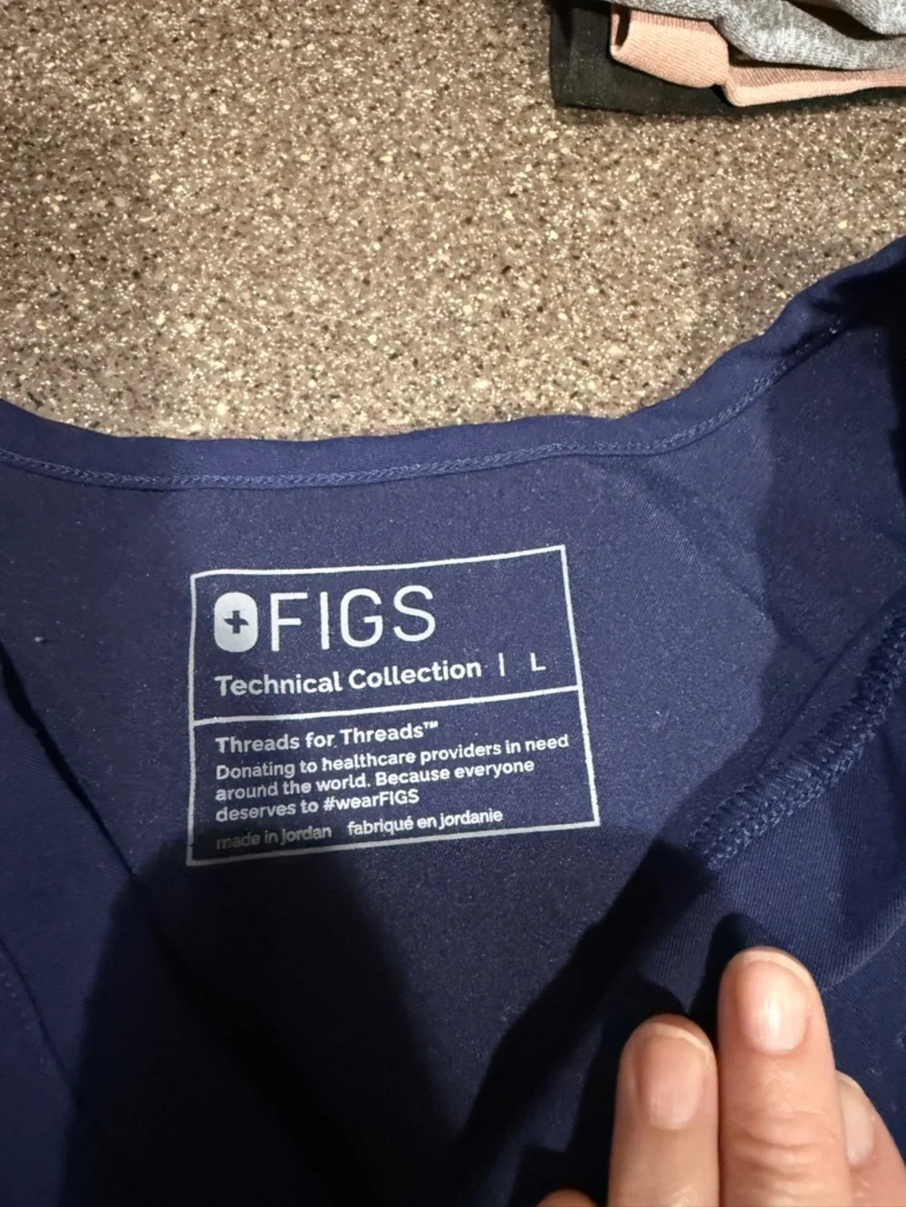 Figs Navy scrub set - Picture 8 of 8